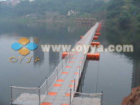 Floating bridge at Pink cloud lake